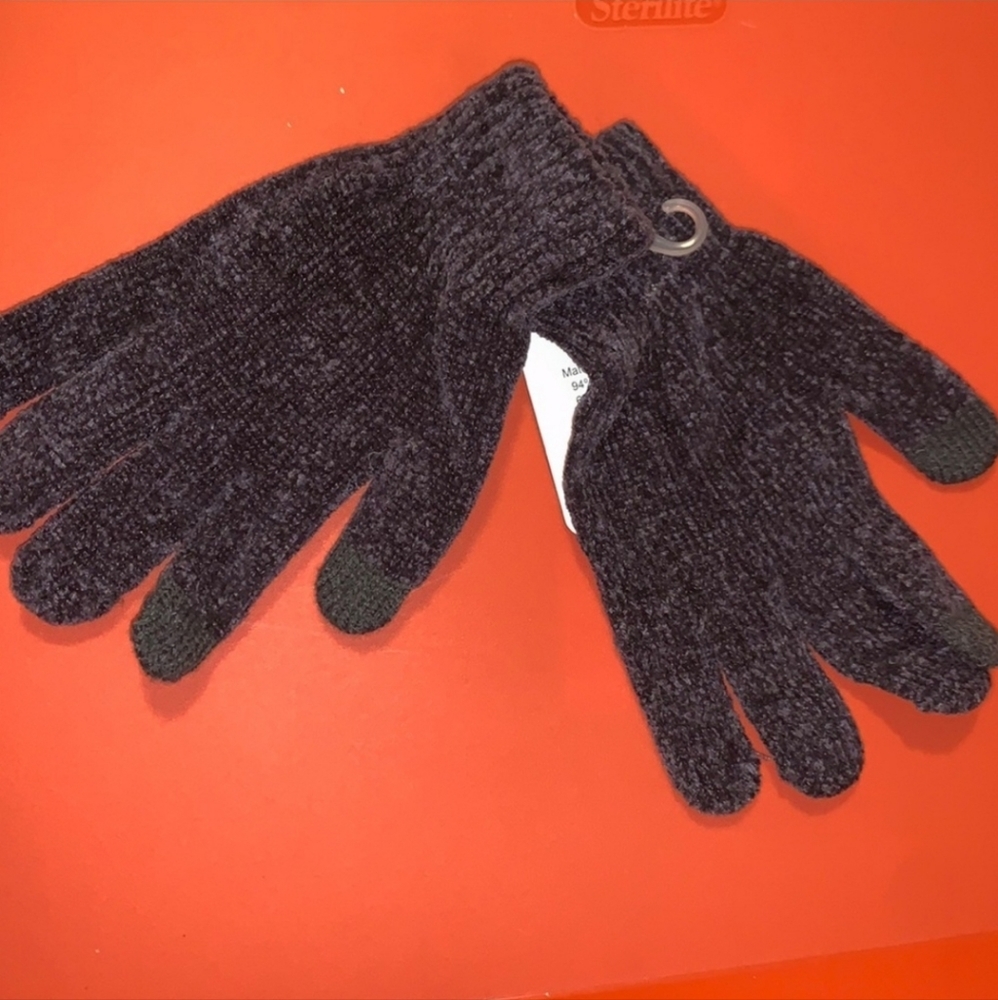 COPY - Connection Gear Knit Glove